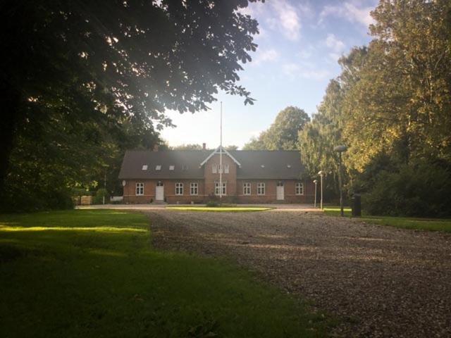 Rotzowlund Bnb Грена Экстерьер фото